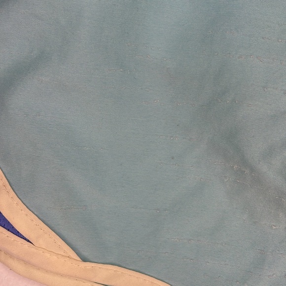 NIKE girls running shorts - Picture 4 of 6